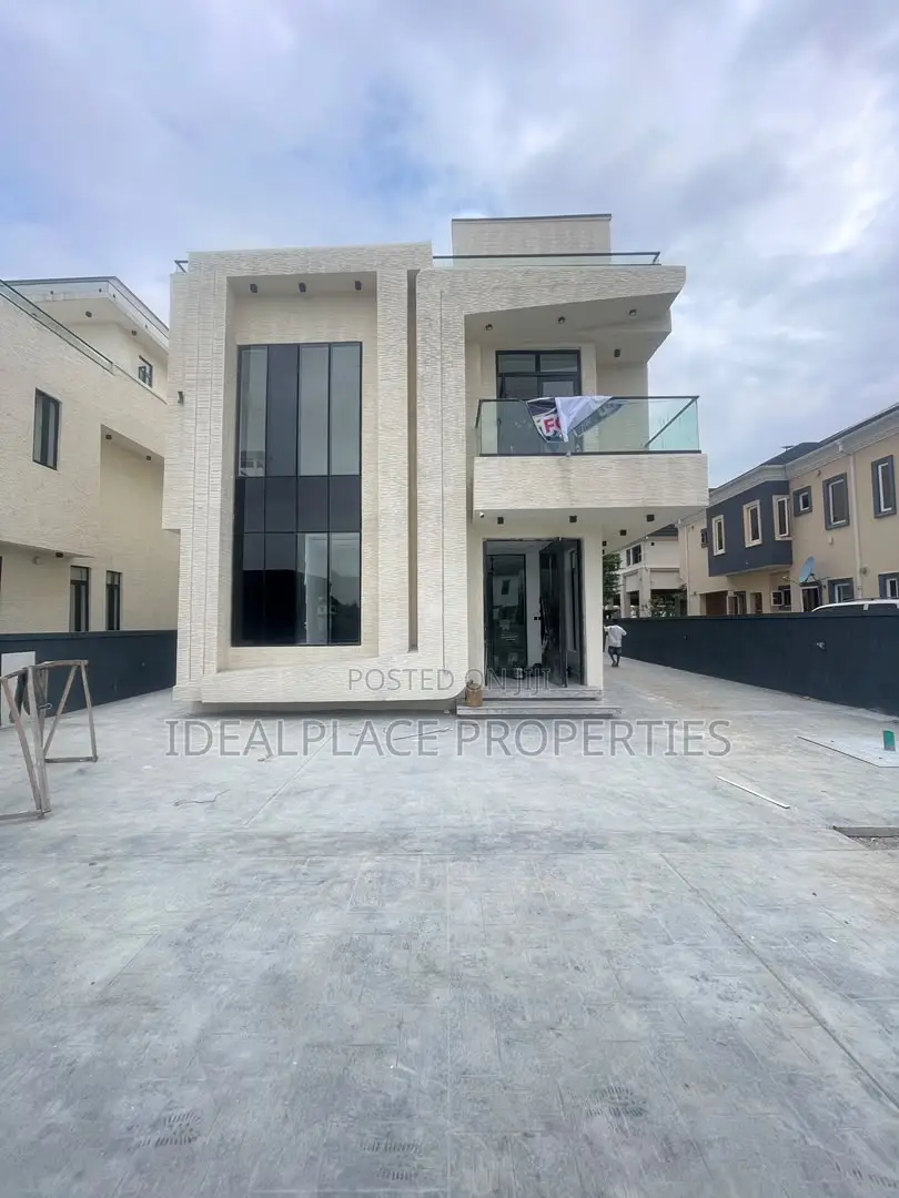 5bdrm Duplex in Ajah for sale