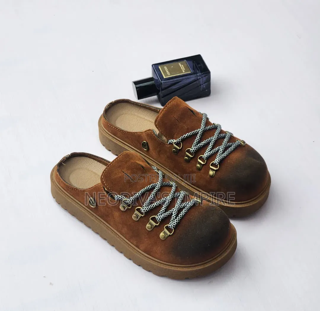 Men's Suede Clogs in Size 40-45