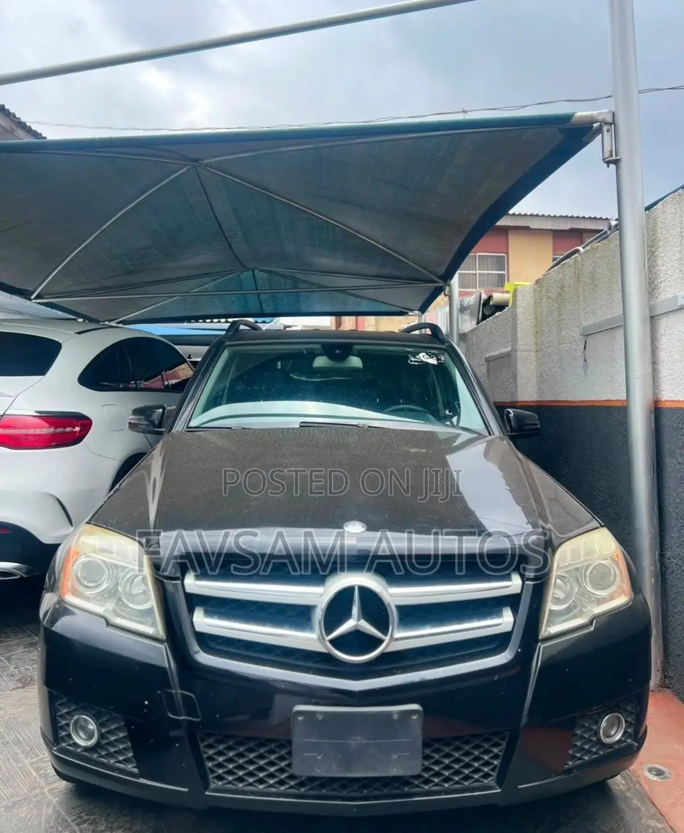 Mercedes-Benz GLK-Class 350 2010 Black