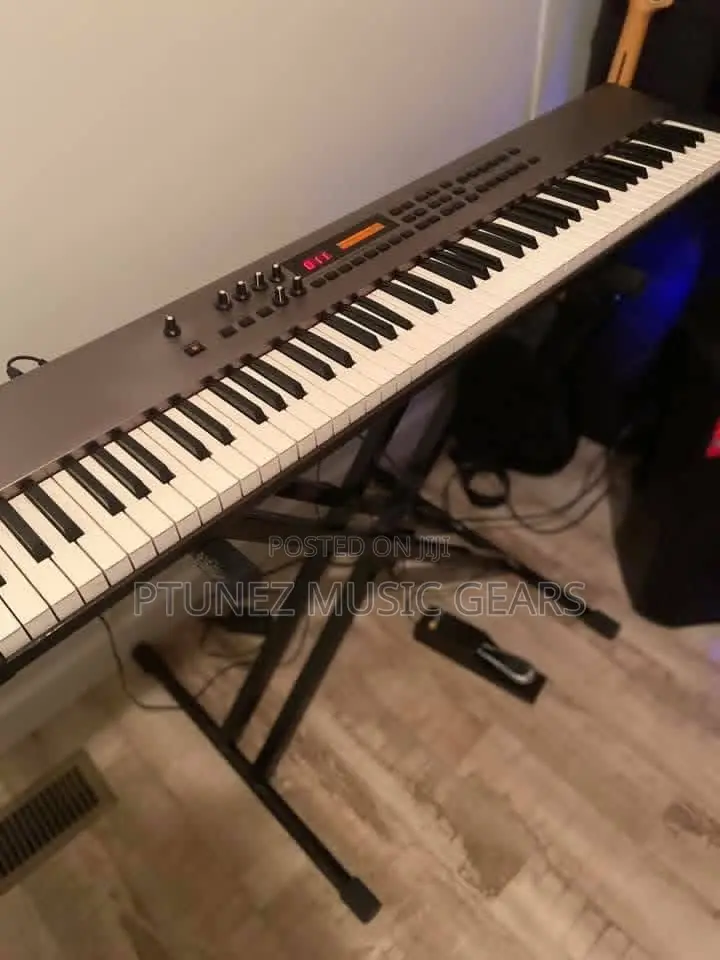 Roland Rs9 Stage Piano Xv Series Synth