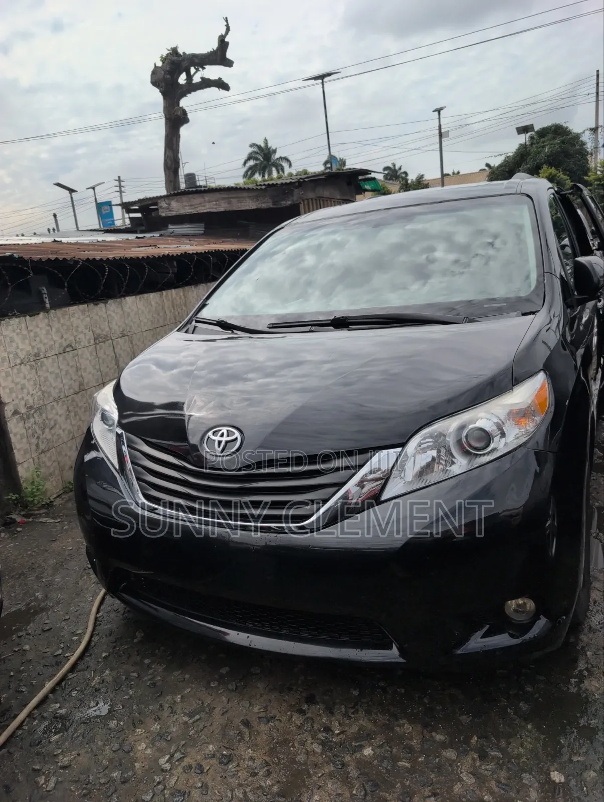 Toyota Sienna XLE 7 Passenger Auto Access Seat (3.5L 6cyl 6A) 2016
