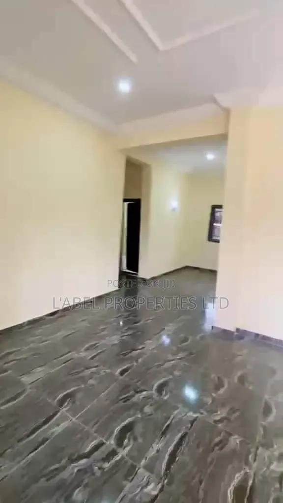 2bdrm Block of Flats in Nnpc Estate Lokogoma for rent
