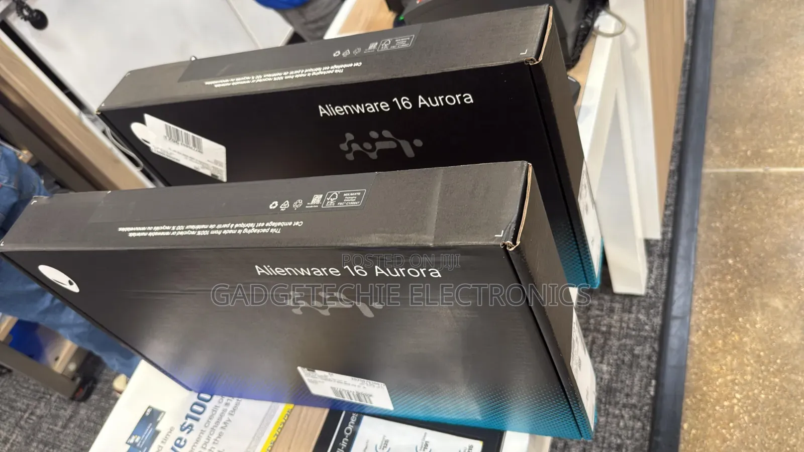 New Laptop Alienware 16 Aurora 16GB Intel Core Ultra 7 SSD 1T