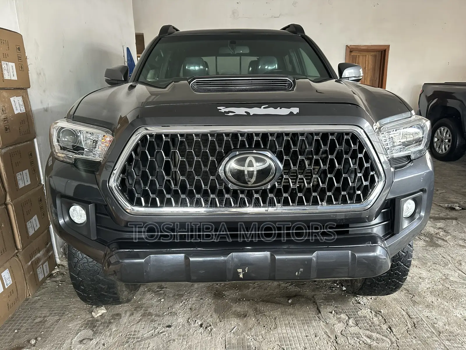 Toyota Tacoma Limited 2018 Gray