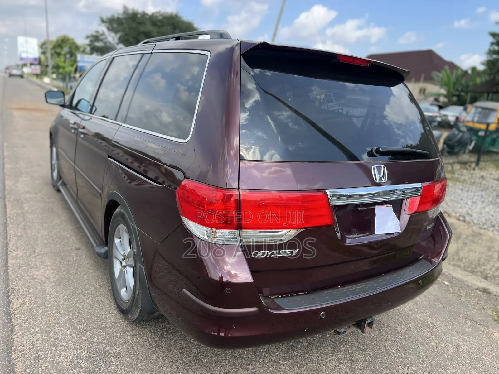 Honda Odyssey Touring 2010 Burgundy