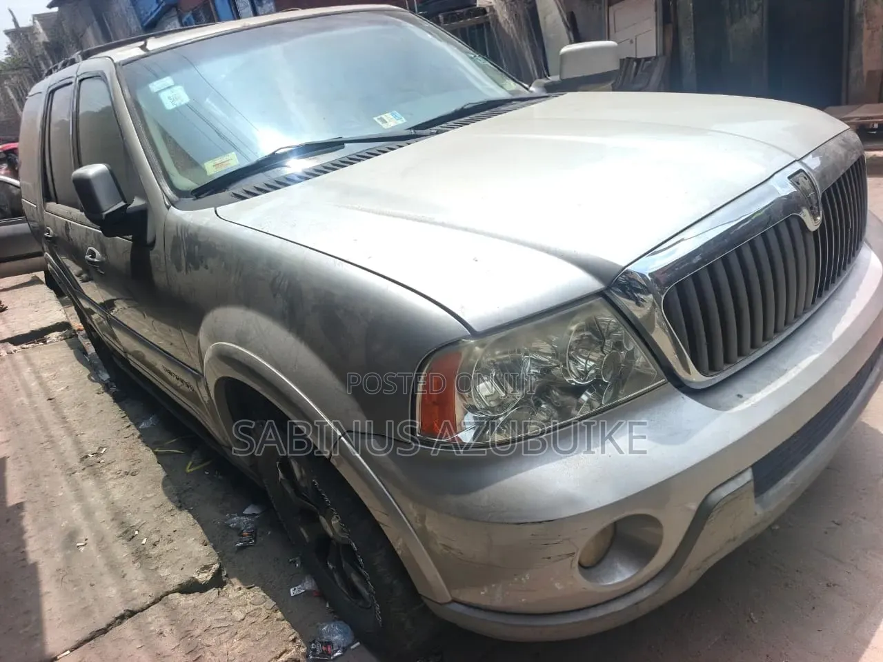 Lincoln Navigator Luxury 2004 Silver