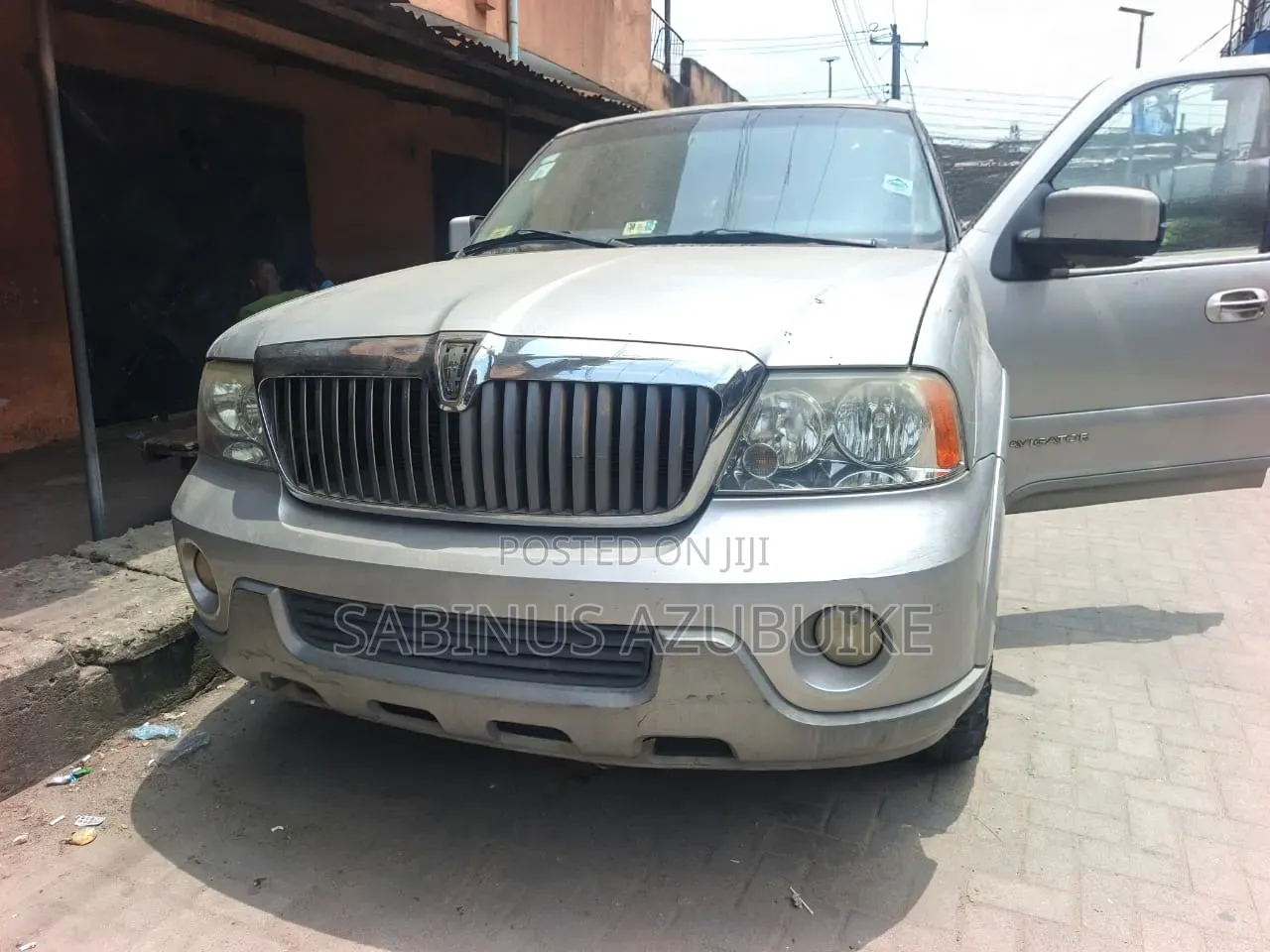 Lincoln Navigator Luxury 2004 Silver
