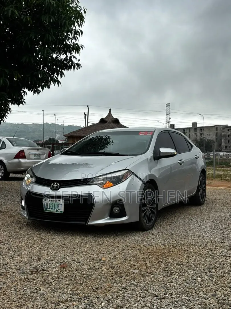 Toyota Corolla 2014 Silver