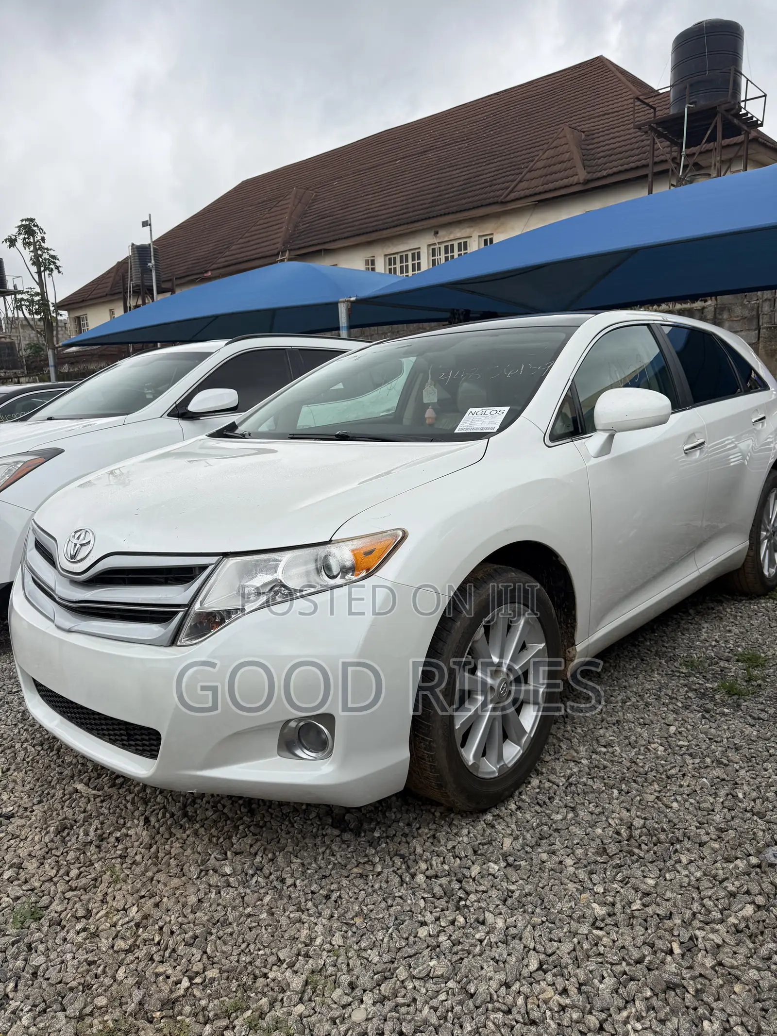 Toyota Venza XLE 2010 White