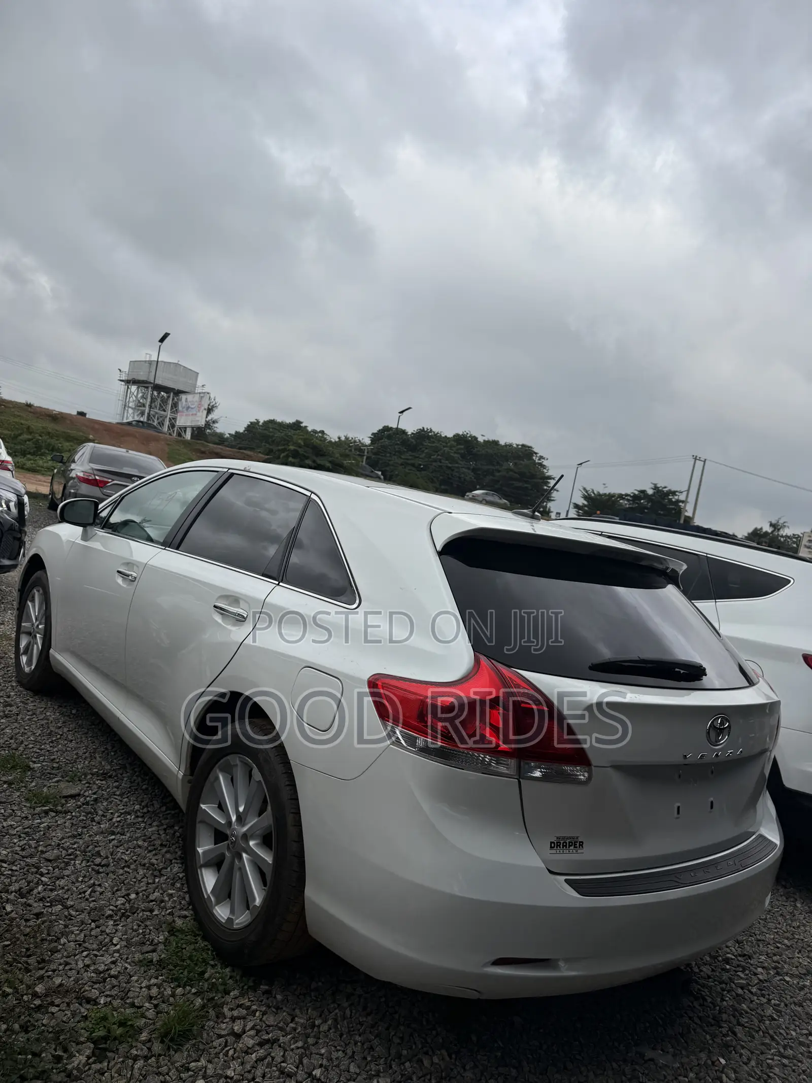 Toyota Venza XLE 2010 White