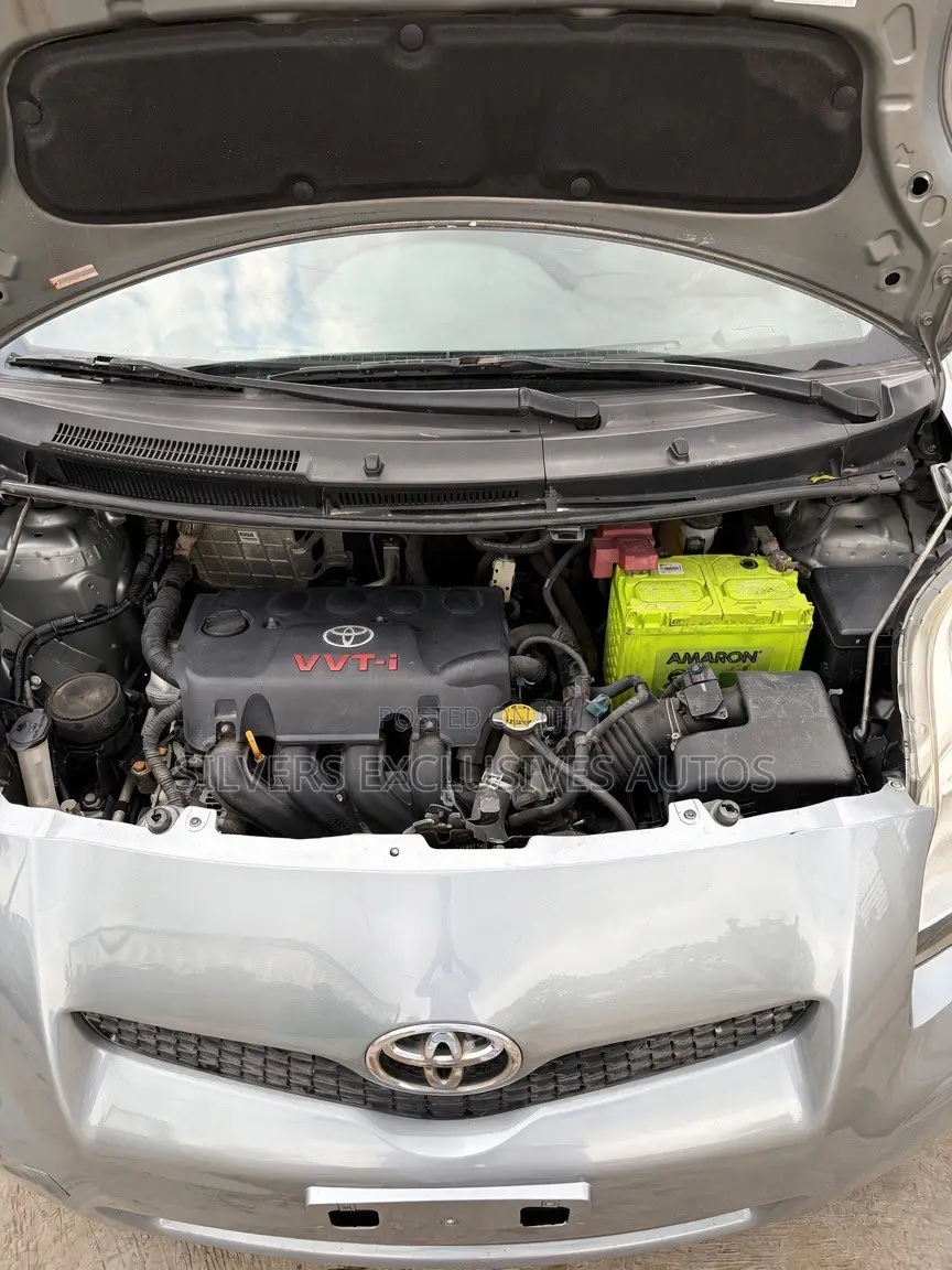 Toyota Yaris 2011