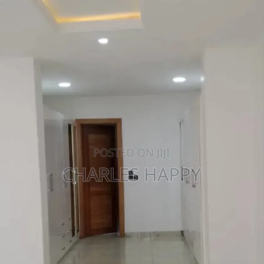 4bdrm Duplex in Mini Estate Lekki for rent