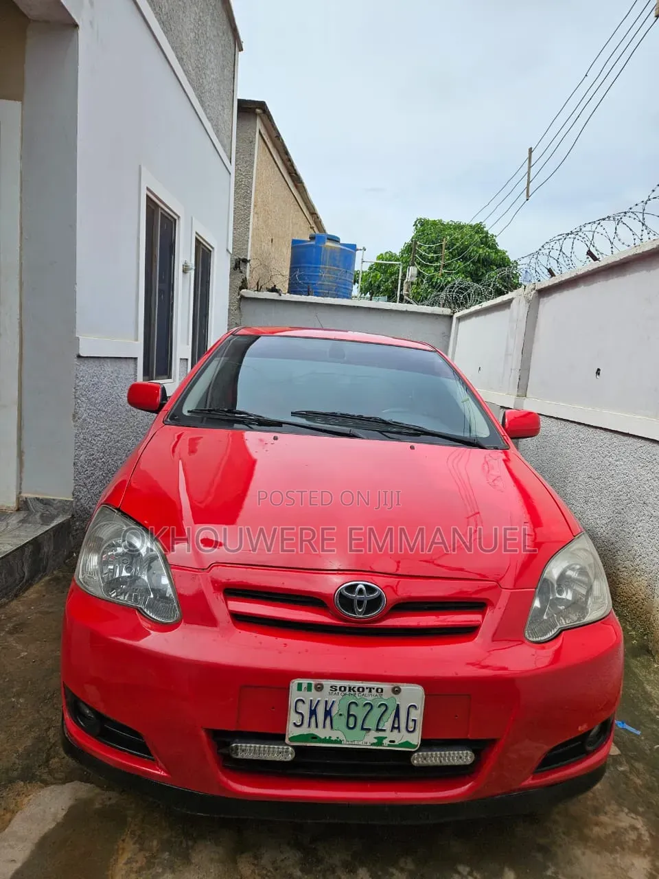 Toyota Corolla 2005 Red