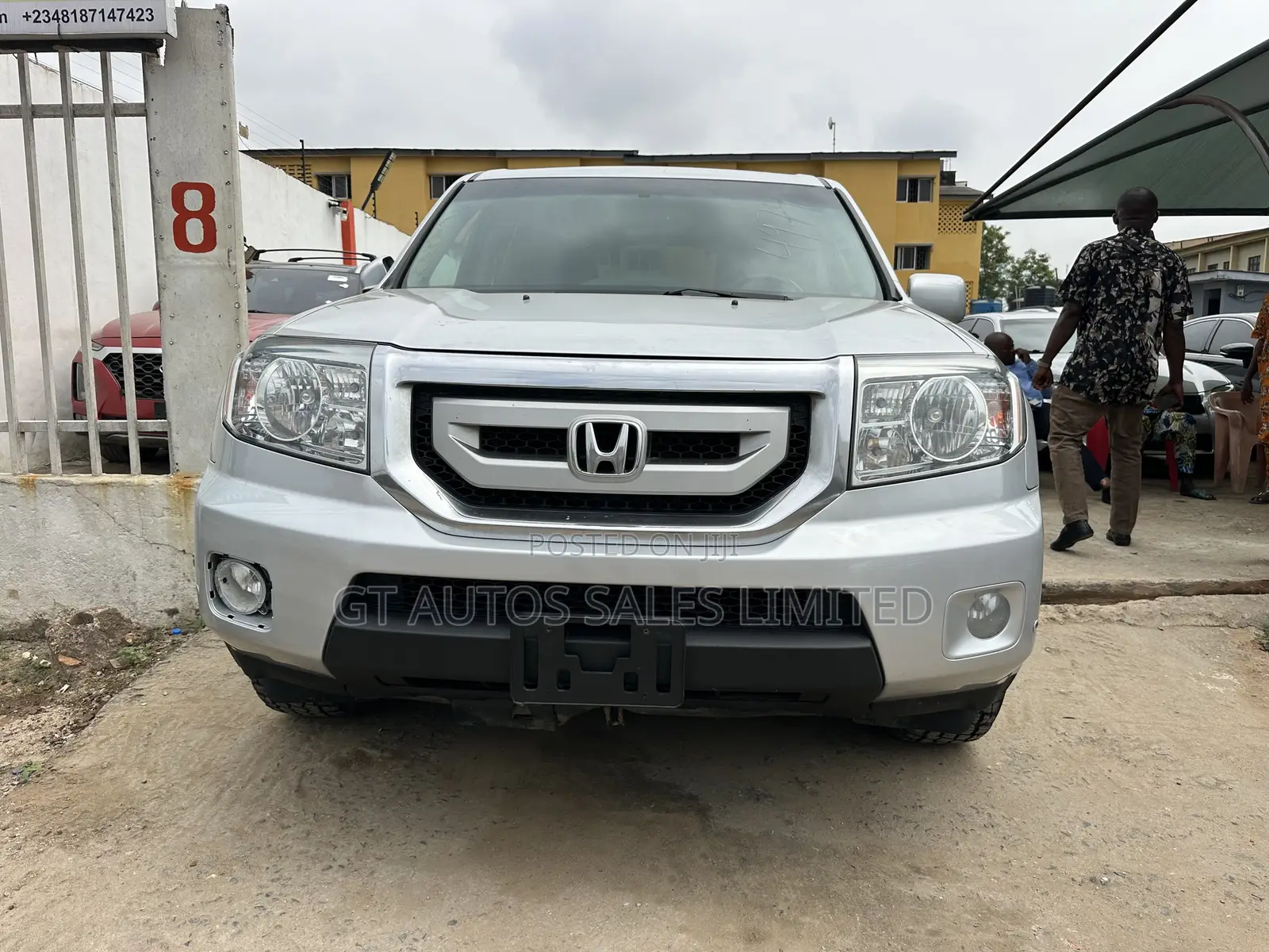 Honda Pilot Touring w/RES/Navi 4WD (3.5L 6cyl 5A) 2011 Silver