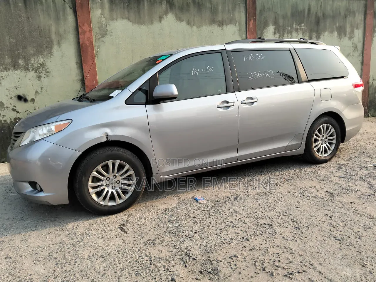Toyota Sienna 2013