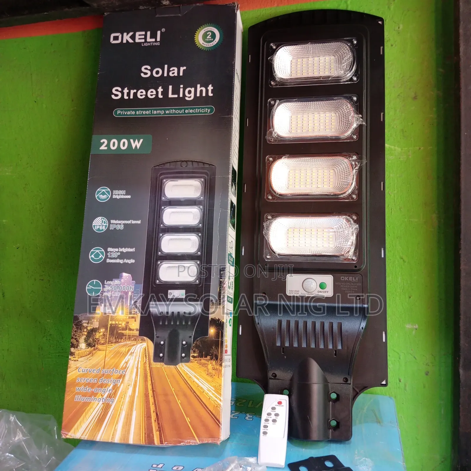 4 Eyes Solar Streetlight