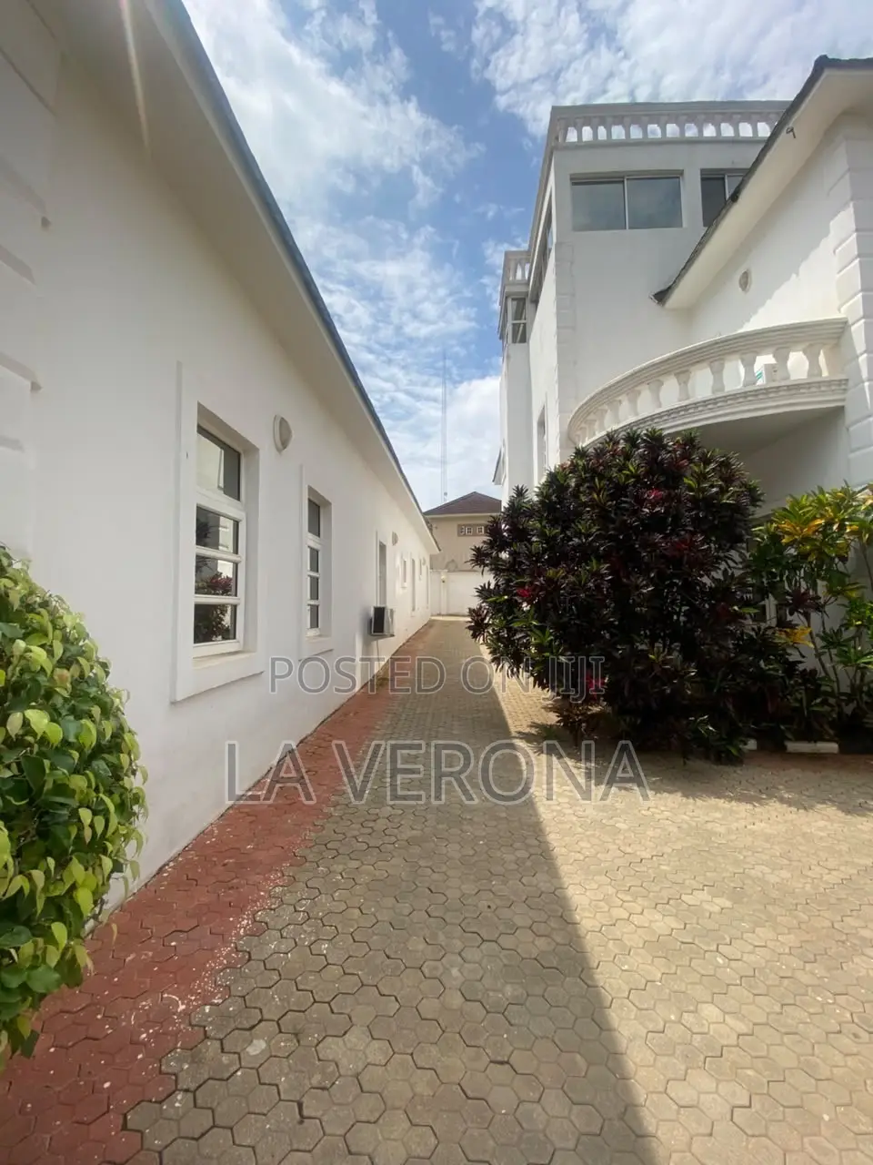 6bdrm Duplex in Guzape District for rent