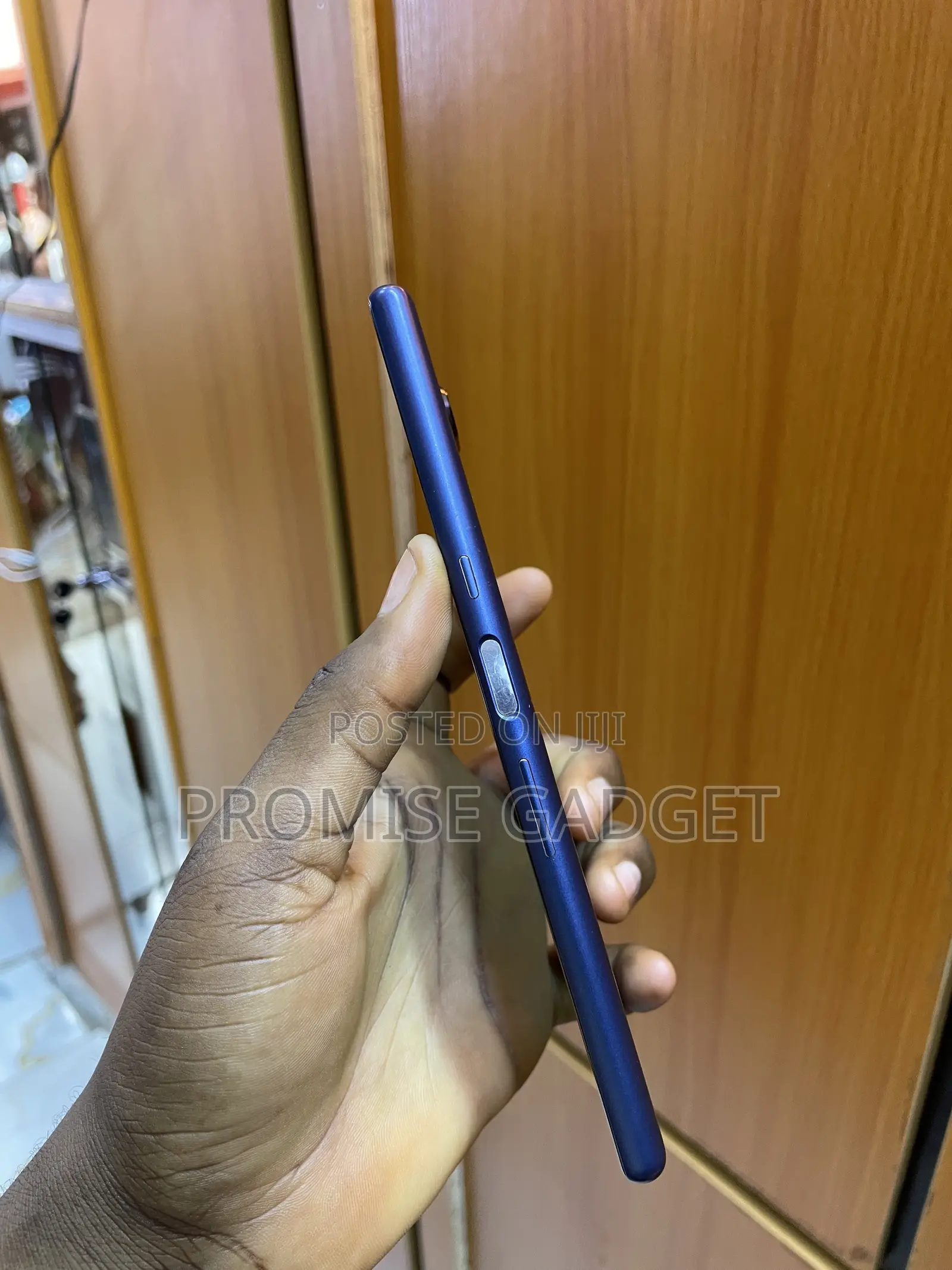 Sony Xperia 8 SOV42 64 GB Blue