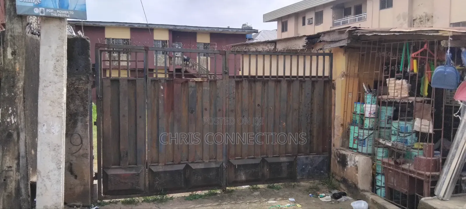 3bdrm Block of Flats in Ejigbo / Ejigbo for sale