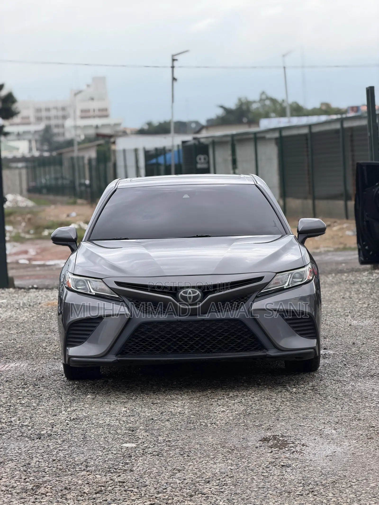 Toyota Camry 2019 Gray