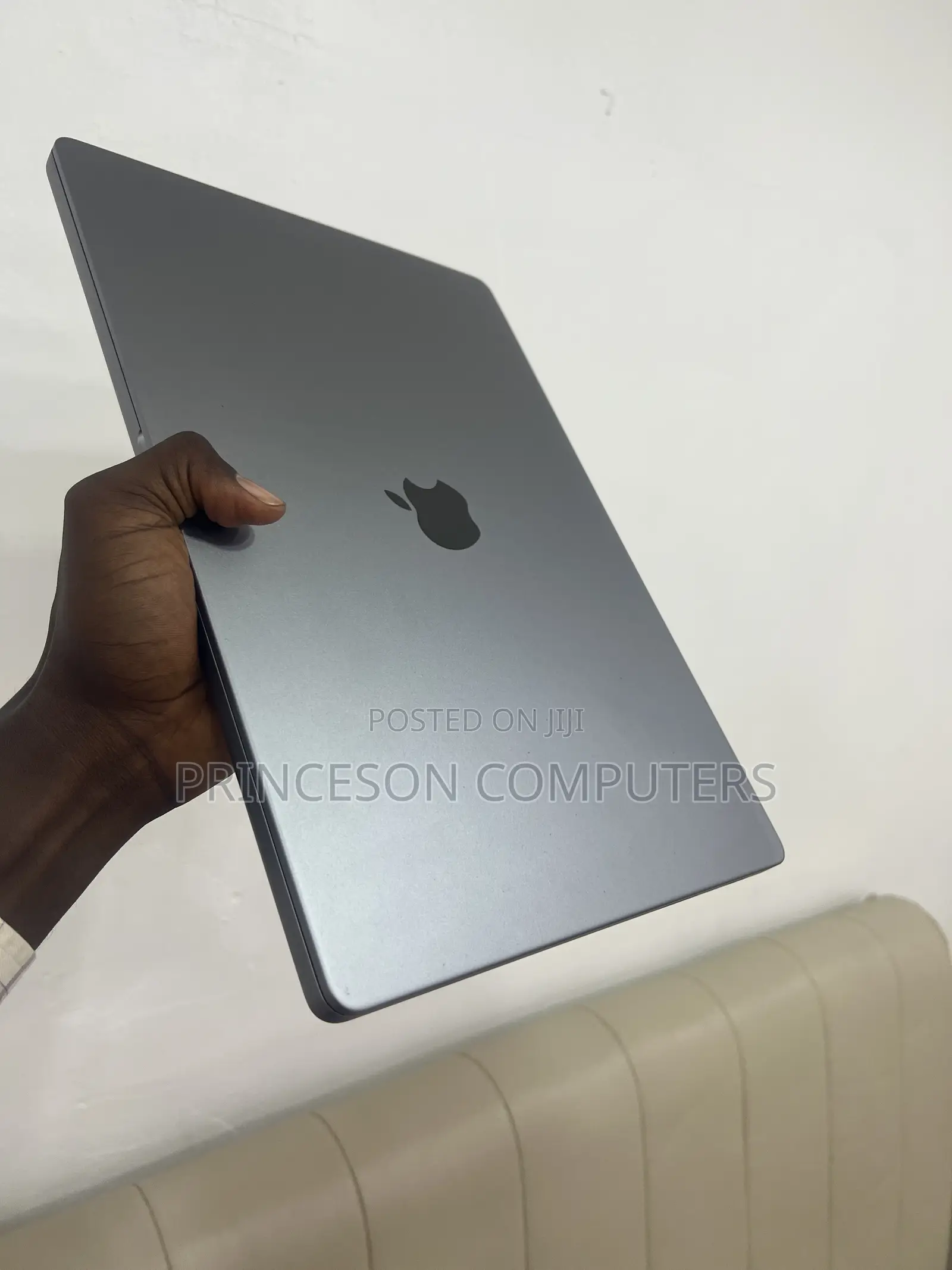 Laptop Apple MacBook Pro 2021 M1 16GB Apple M1 Pro SSD 1T