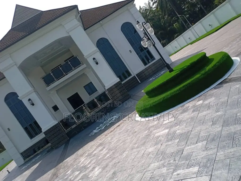 Top Class Flooring and Wall