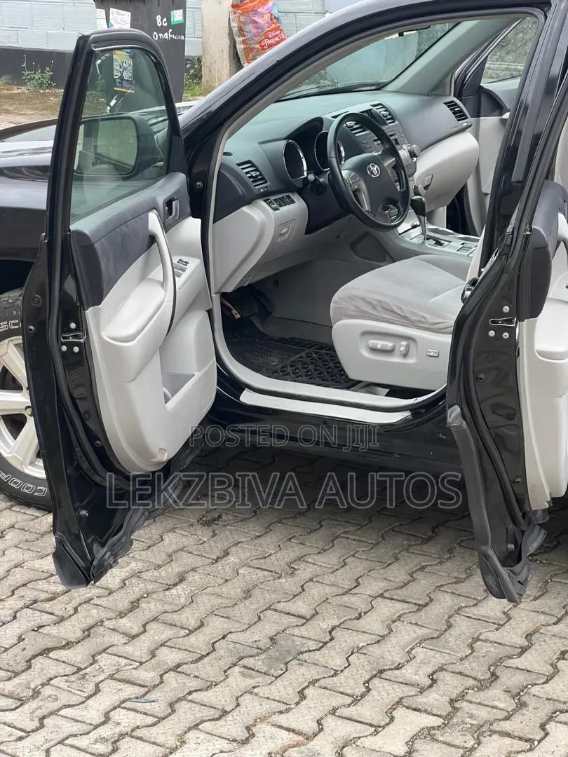 Toyota Highlander 4x4 2008 Black