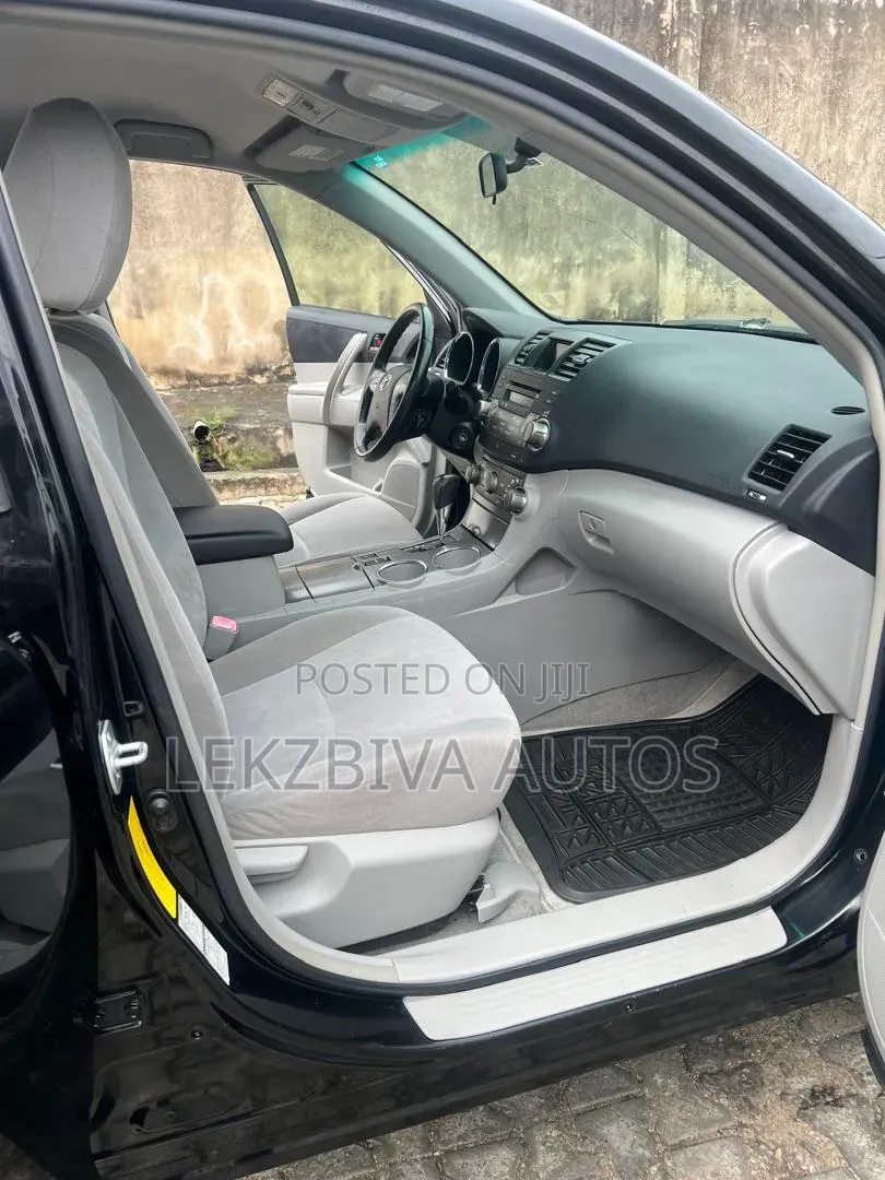 Toyota Highlander 4x4 2008 Black