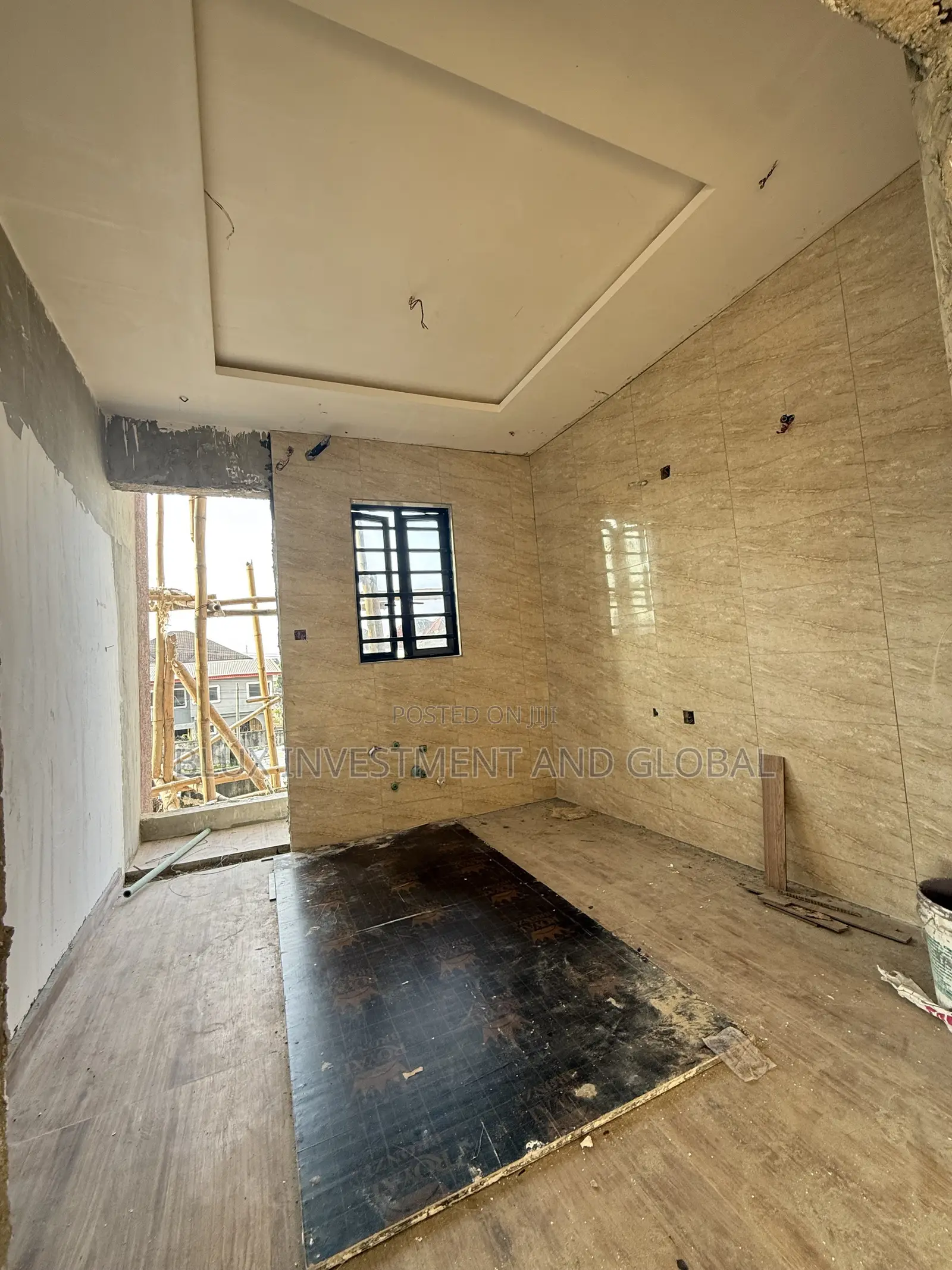 2bdrm Apartment in A Secured Close, Ologolo for sale