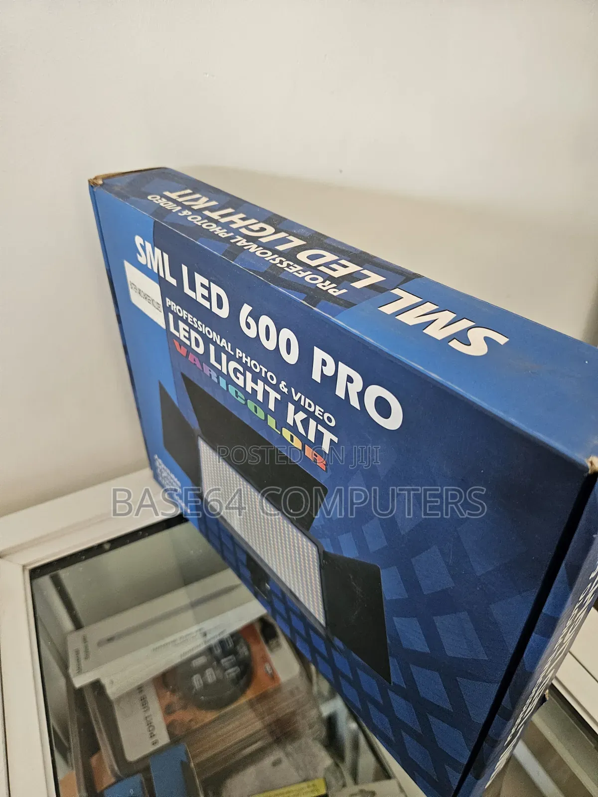 SML LED Light Kit 600 Pro Professional Photo and Video