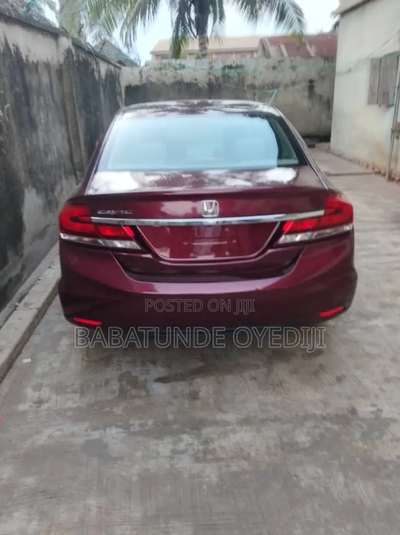 Honda Civic 2014 Maroon