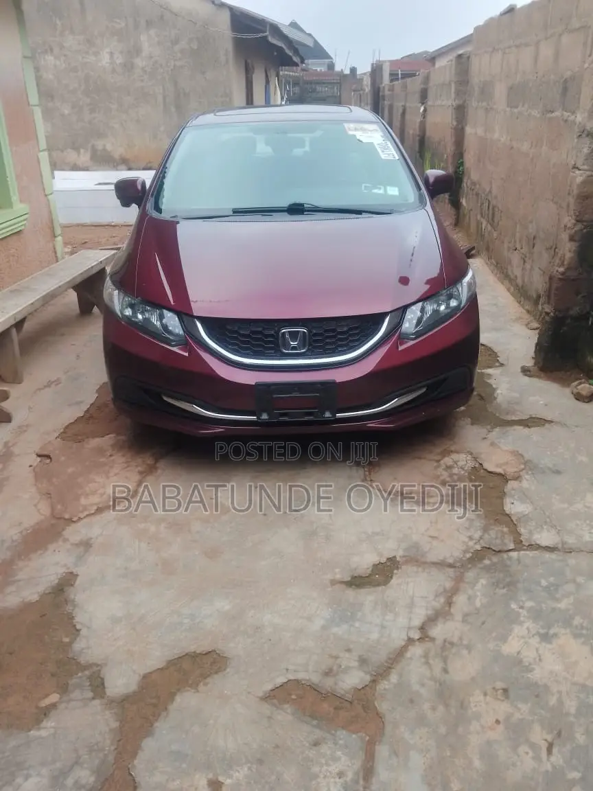 Honda Civic 2014 Maroon