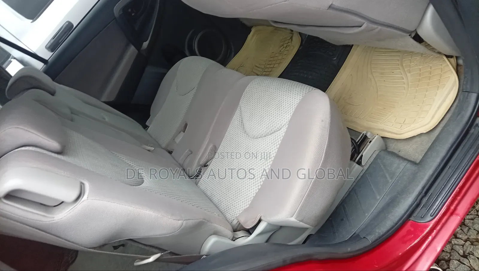 Toyota RAV4 V6 4x4 2007 Red