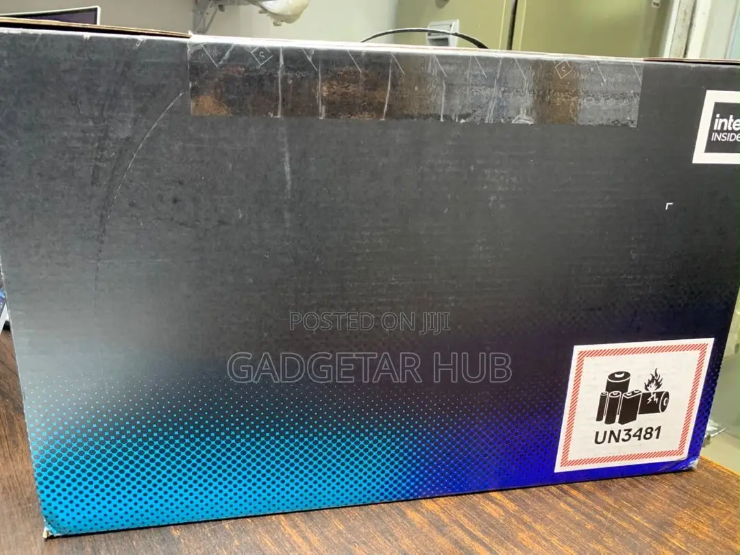 New Laptop Dell 32GB Intel Core Ultra 9 SSD 2T