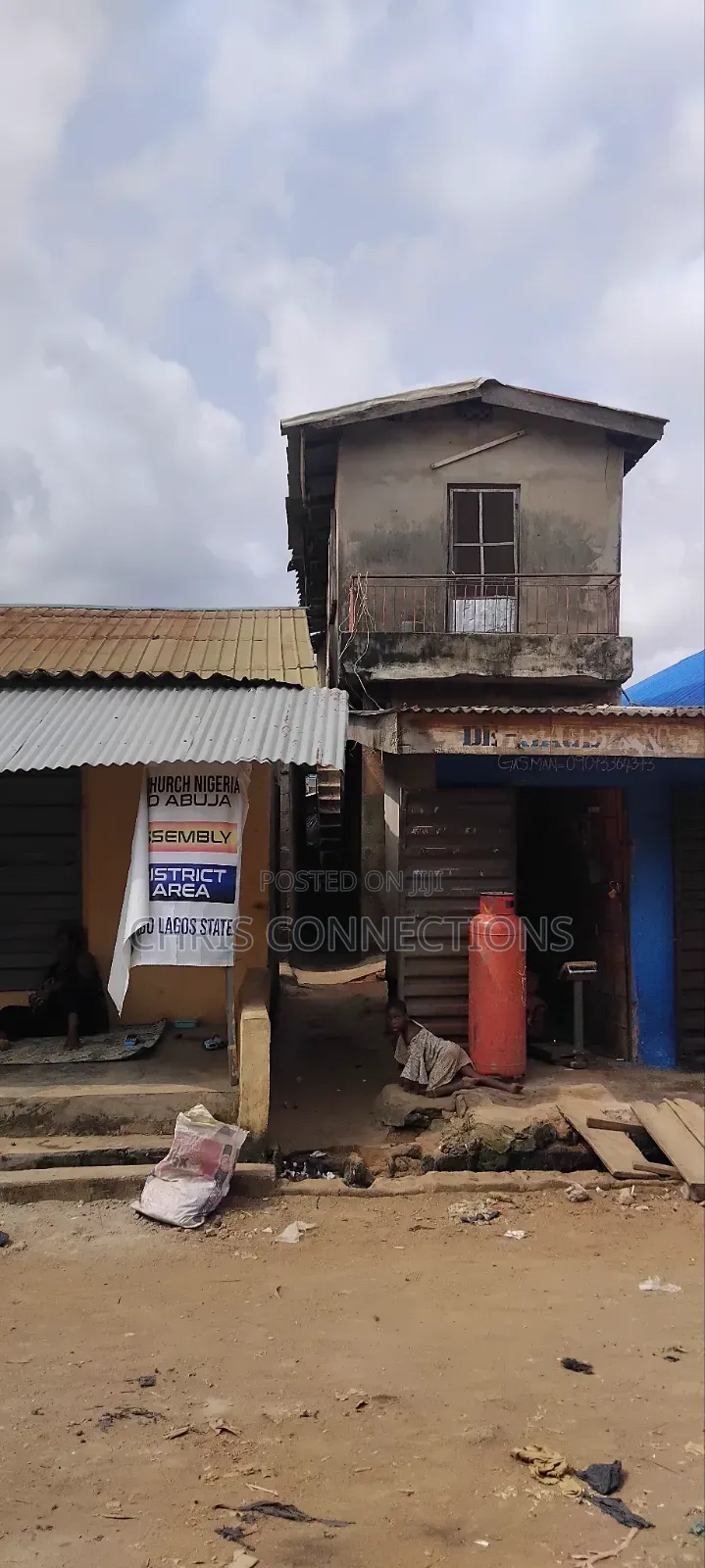 2bdrm Block of Flats in Chris Connections, Ejigbo / Ejigbo for sale