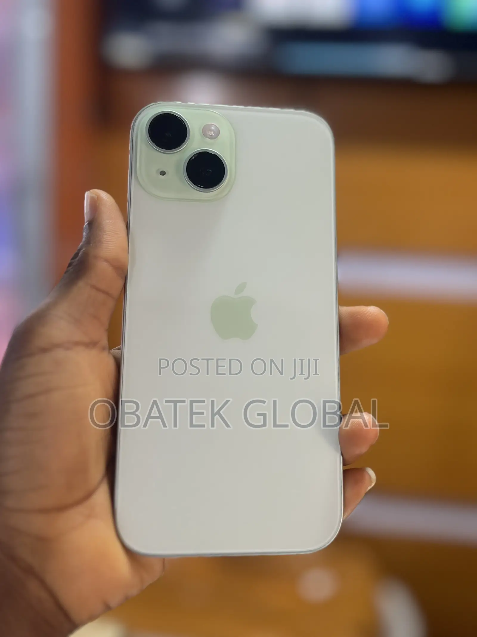 Apple iPhone 15 128 GB Green