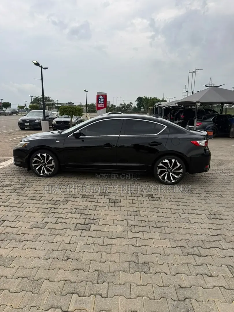 Acura ILX Base FWD (2.4L 4cyl 8AM) 2016 Black