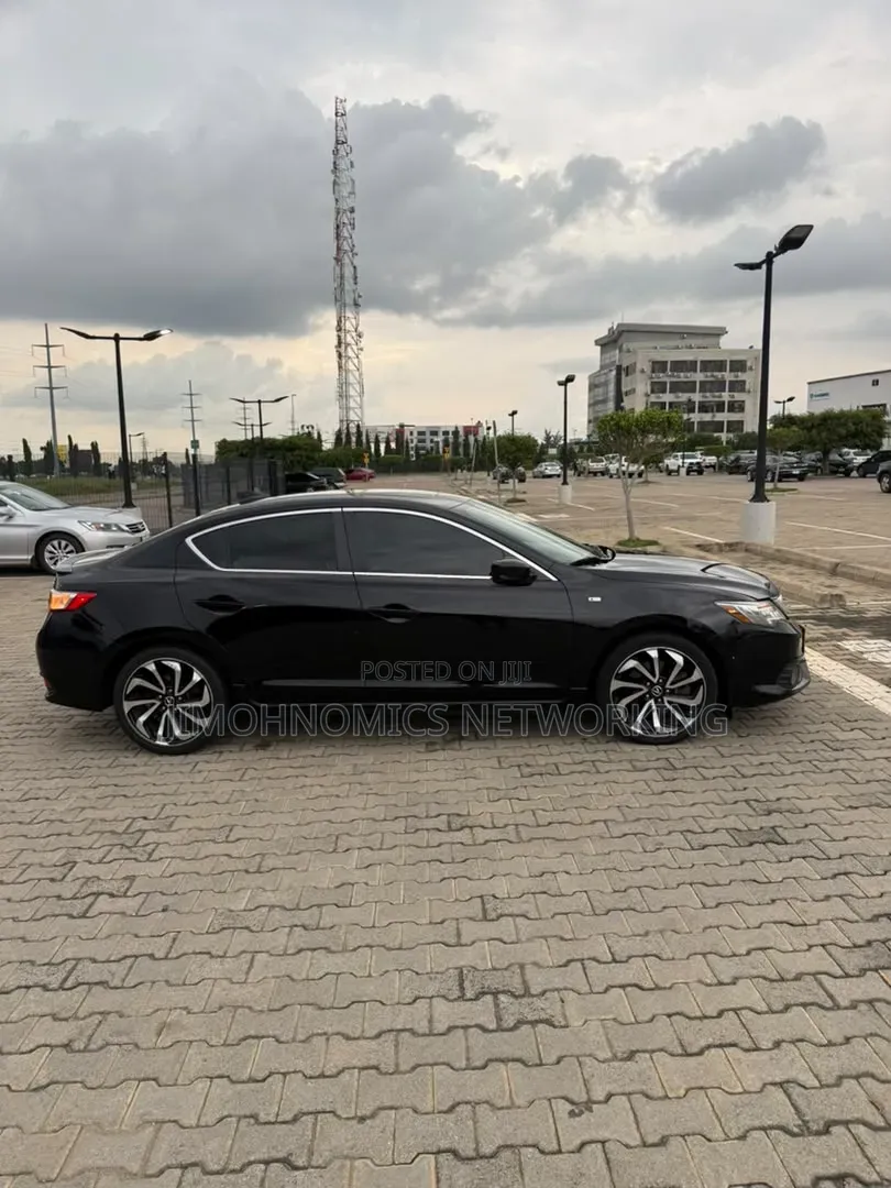 Acura ILX Base FWD (2.4L 4cyl 8AM) 2016 Black