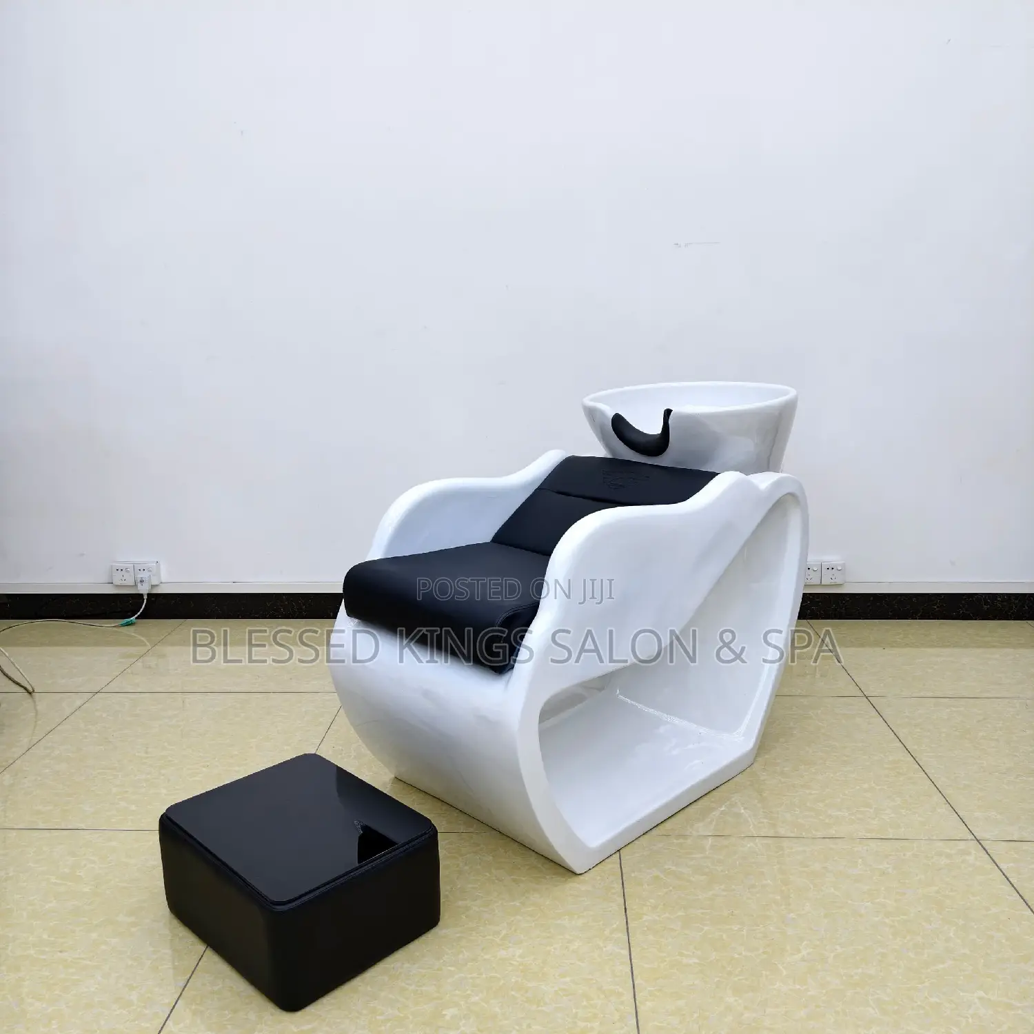 White Shampoo Chairs