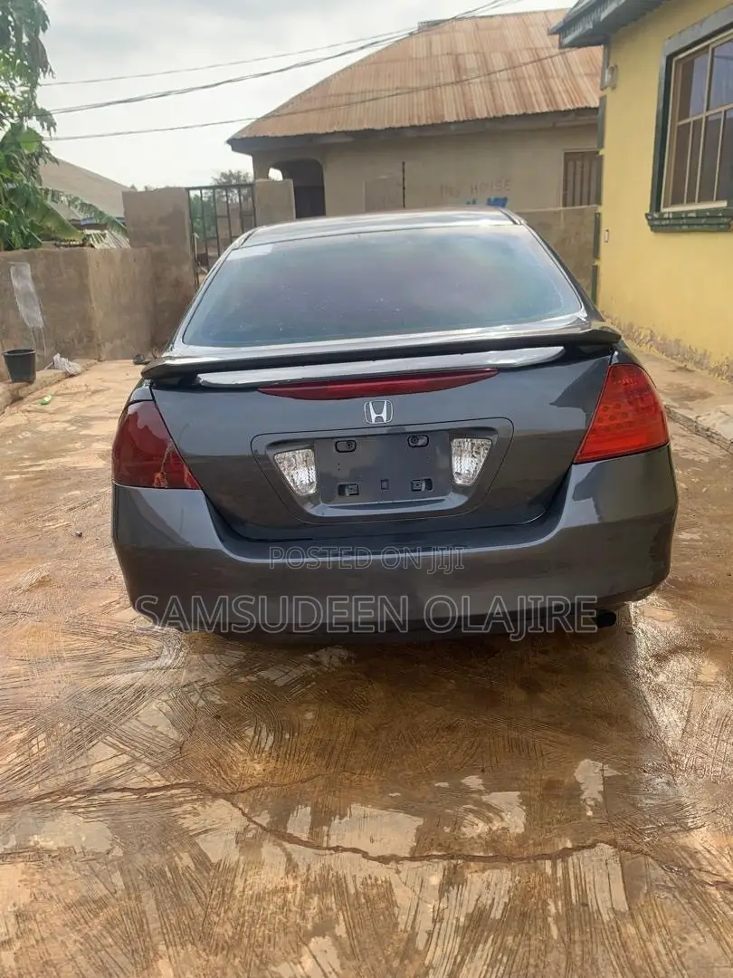 Honda Accord 2007 Gray