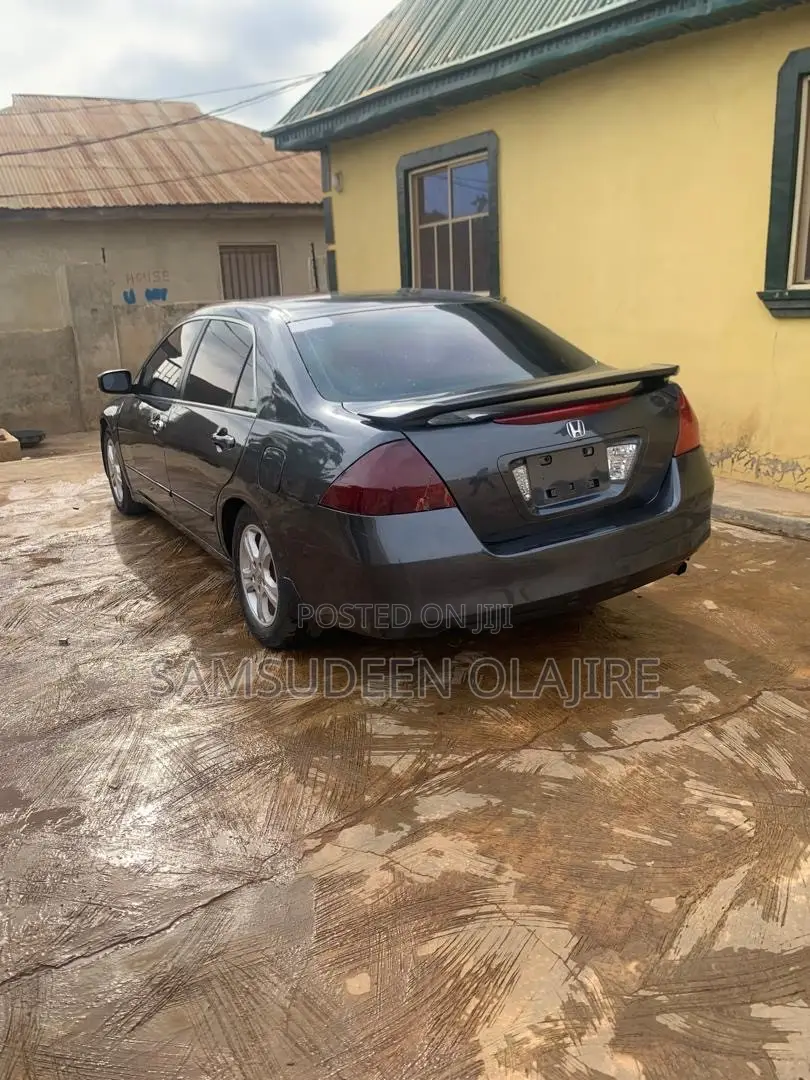 Honda Accord 2007 Gray