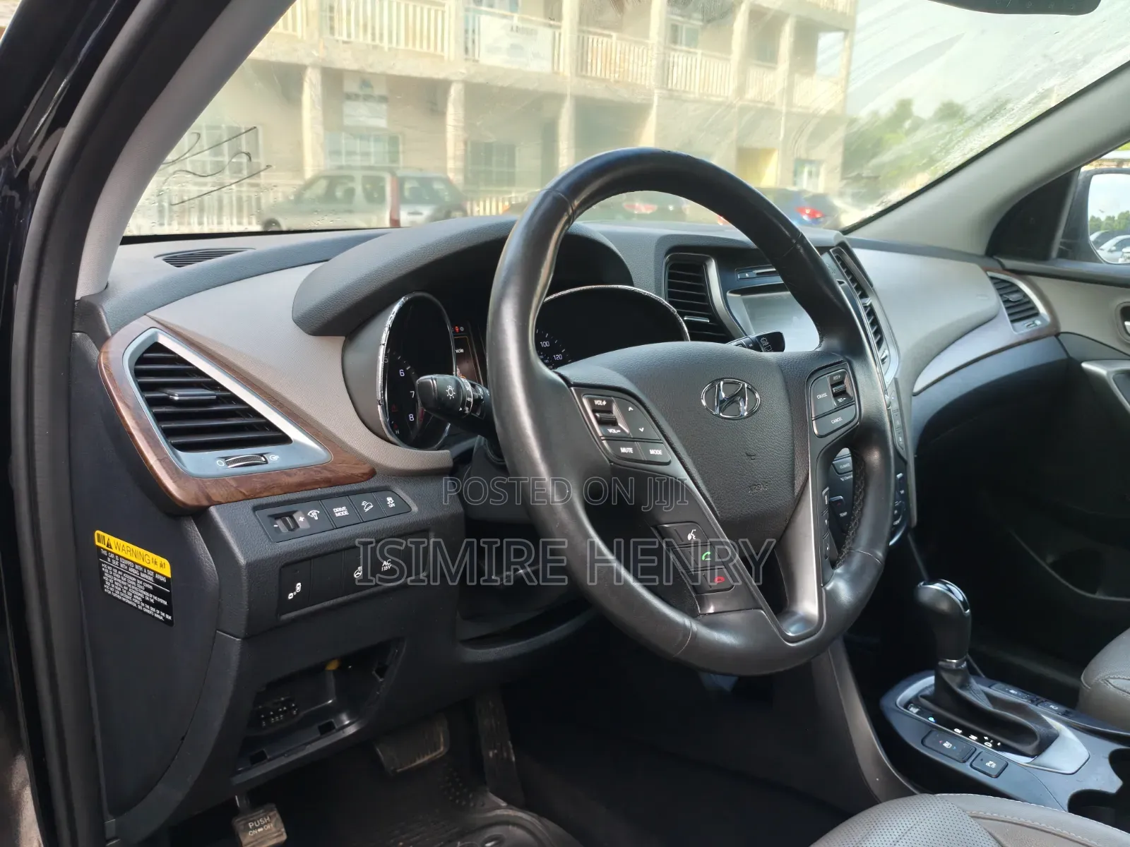 Hyundai Santa Fe SE Ultimate AWD 2018 Black