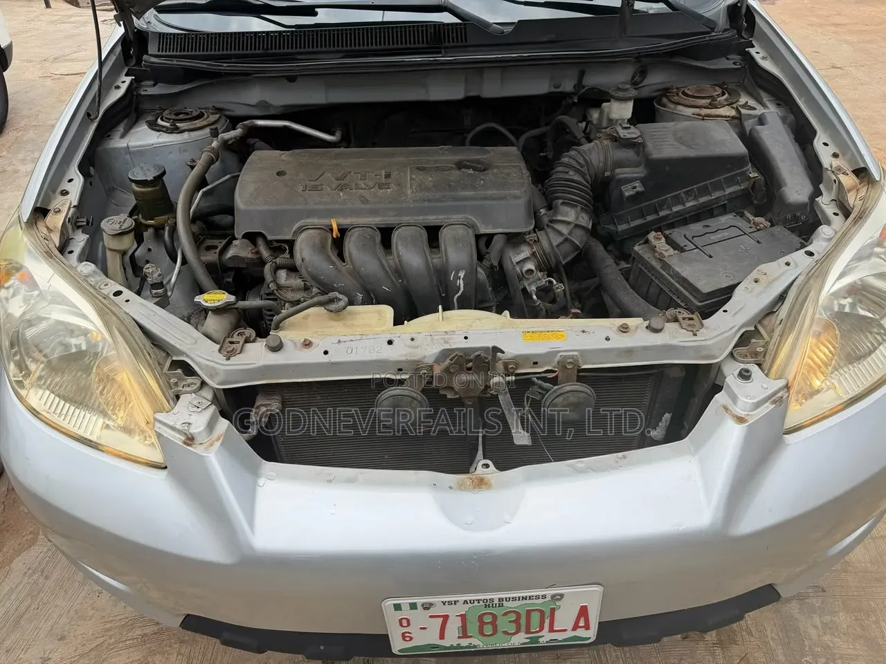 Toyota Matrix 2005 Silver