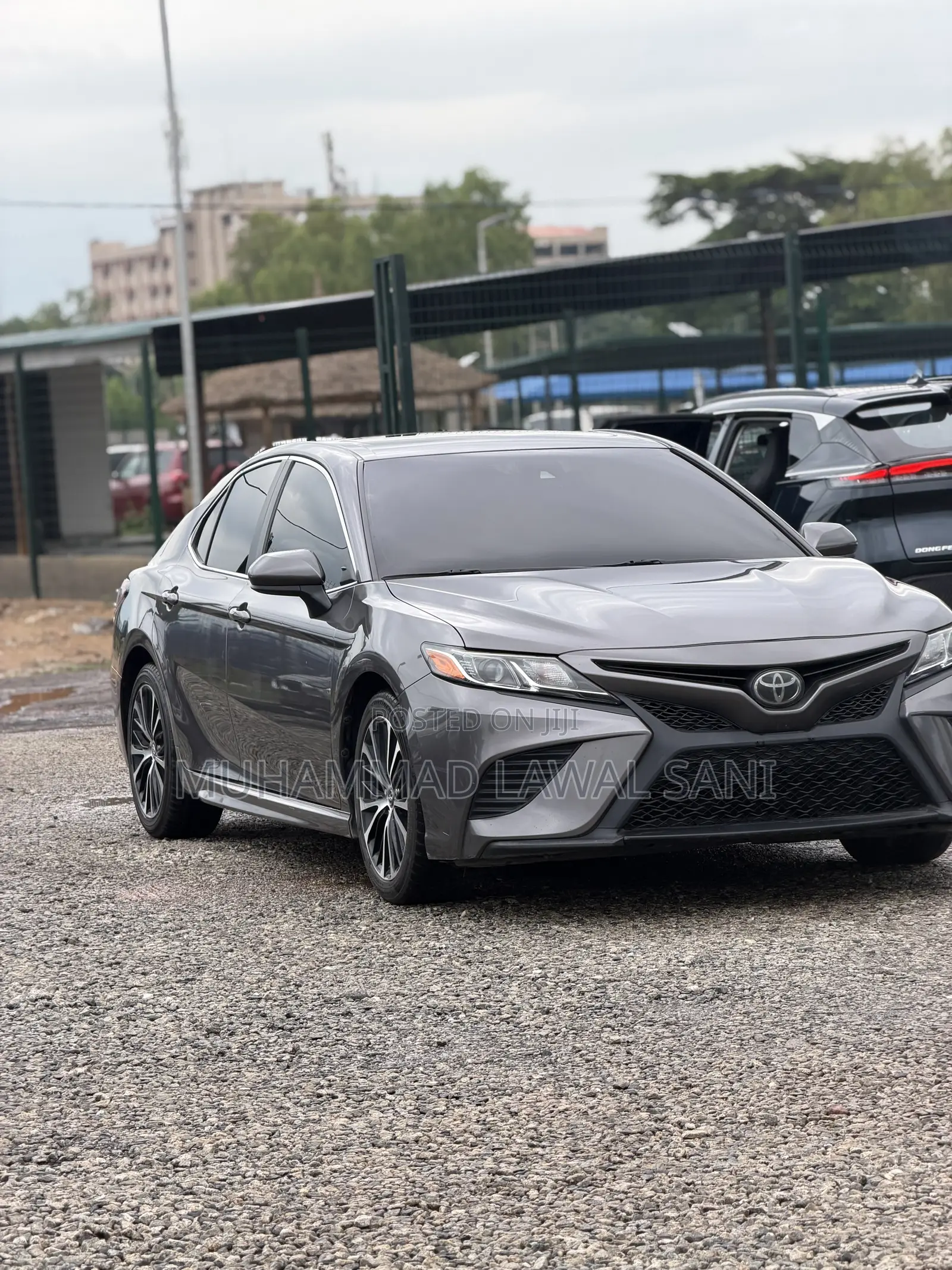 Toyota Camry 2019 Gray