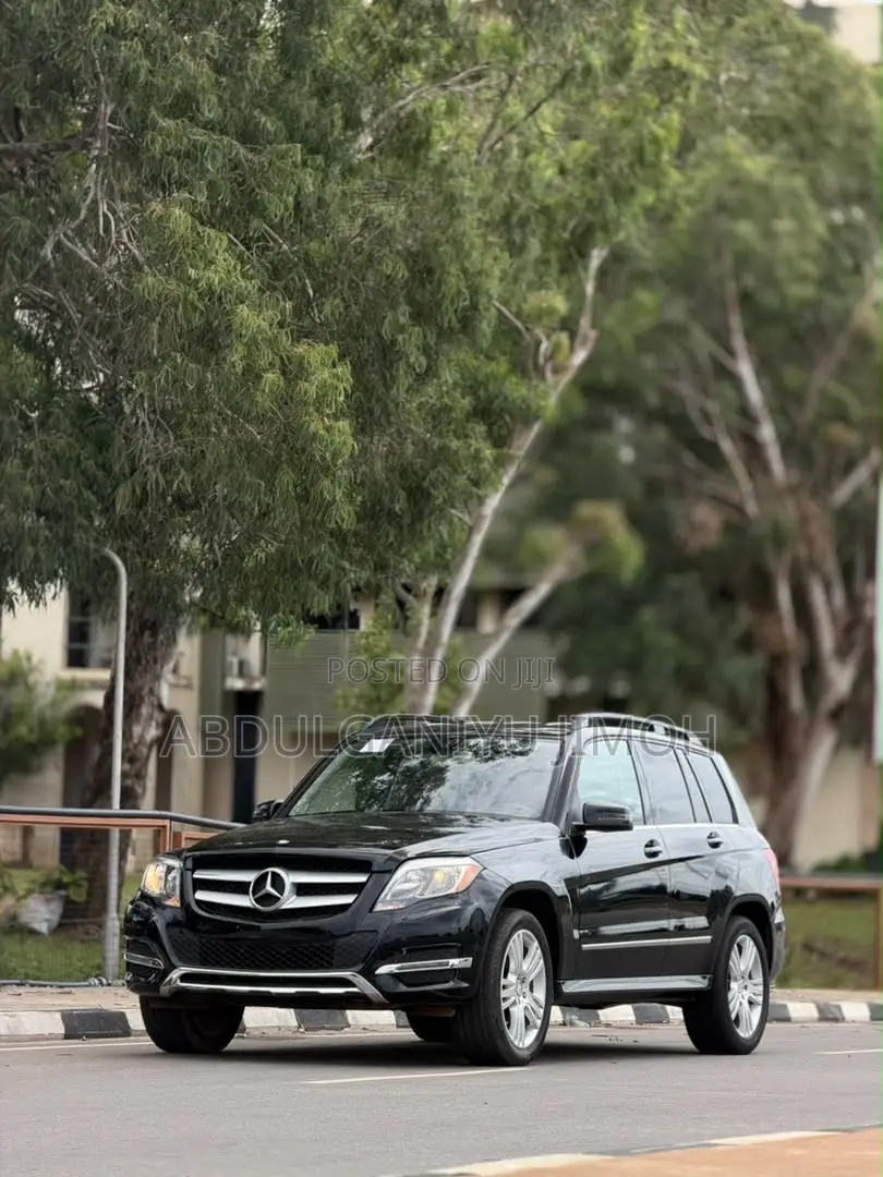 Mercedes-Benz GLK-Class 350 2014 Black