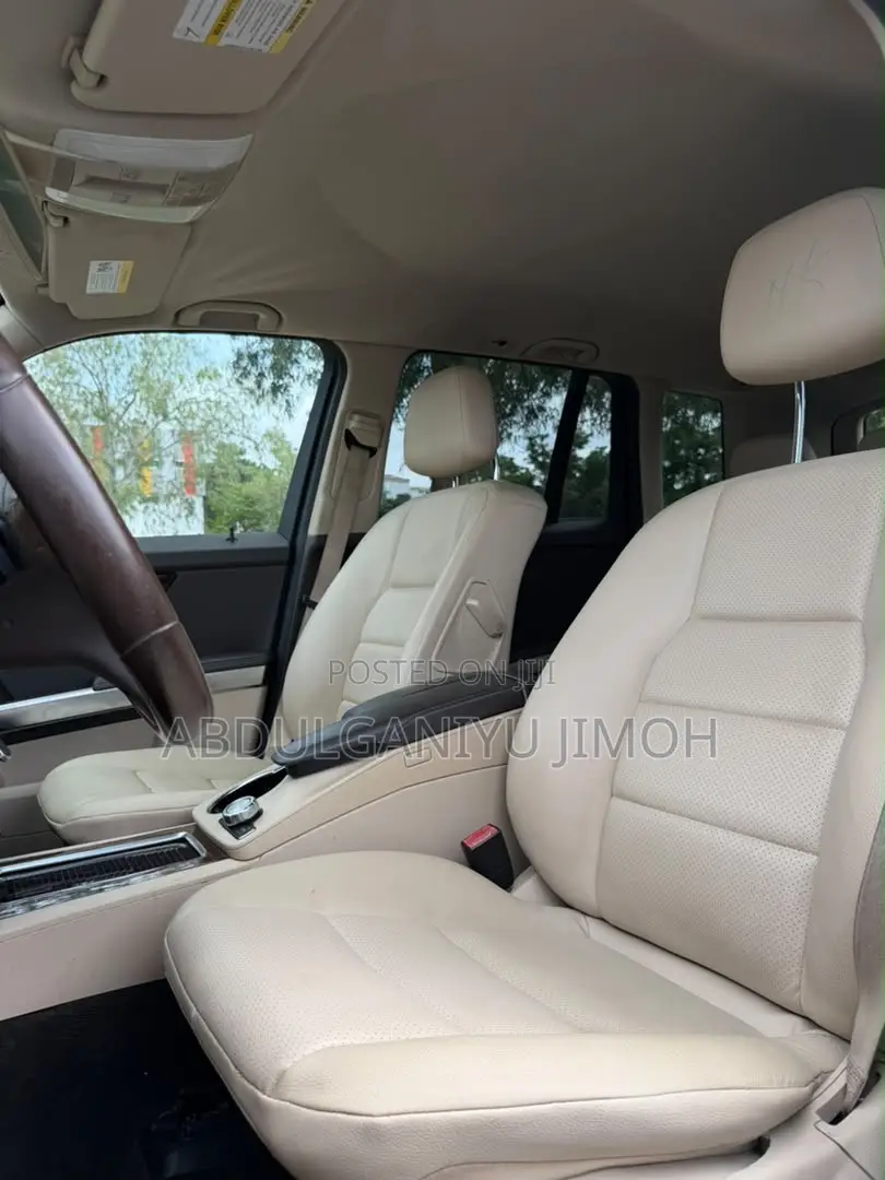 Mercedes-Benz GLK-Class 350 2014 Black