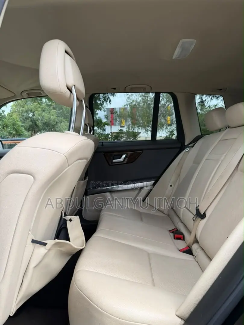 Mercedes-Benz GLK-Class 350 2014 Black