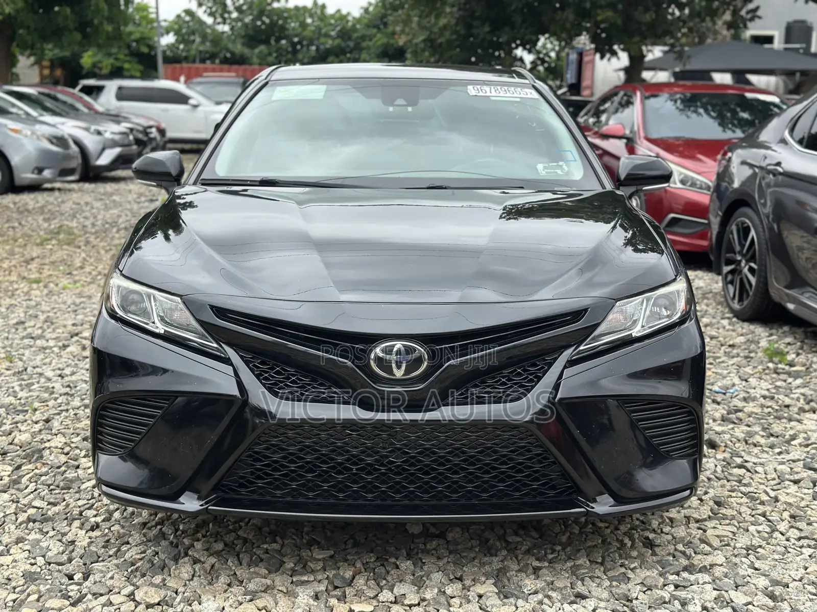 Toyota Camry SE 2021 Black