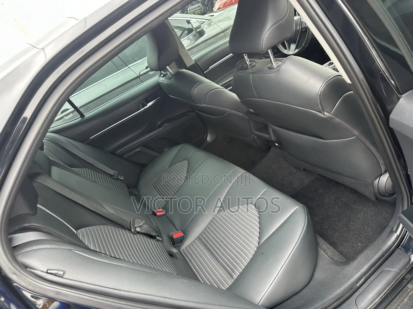Toyota Camry SE 2021 Black
