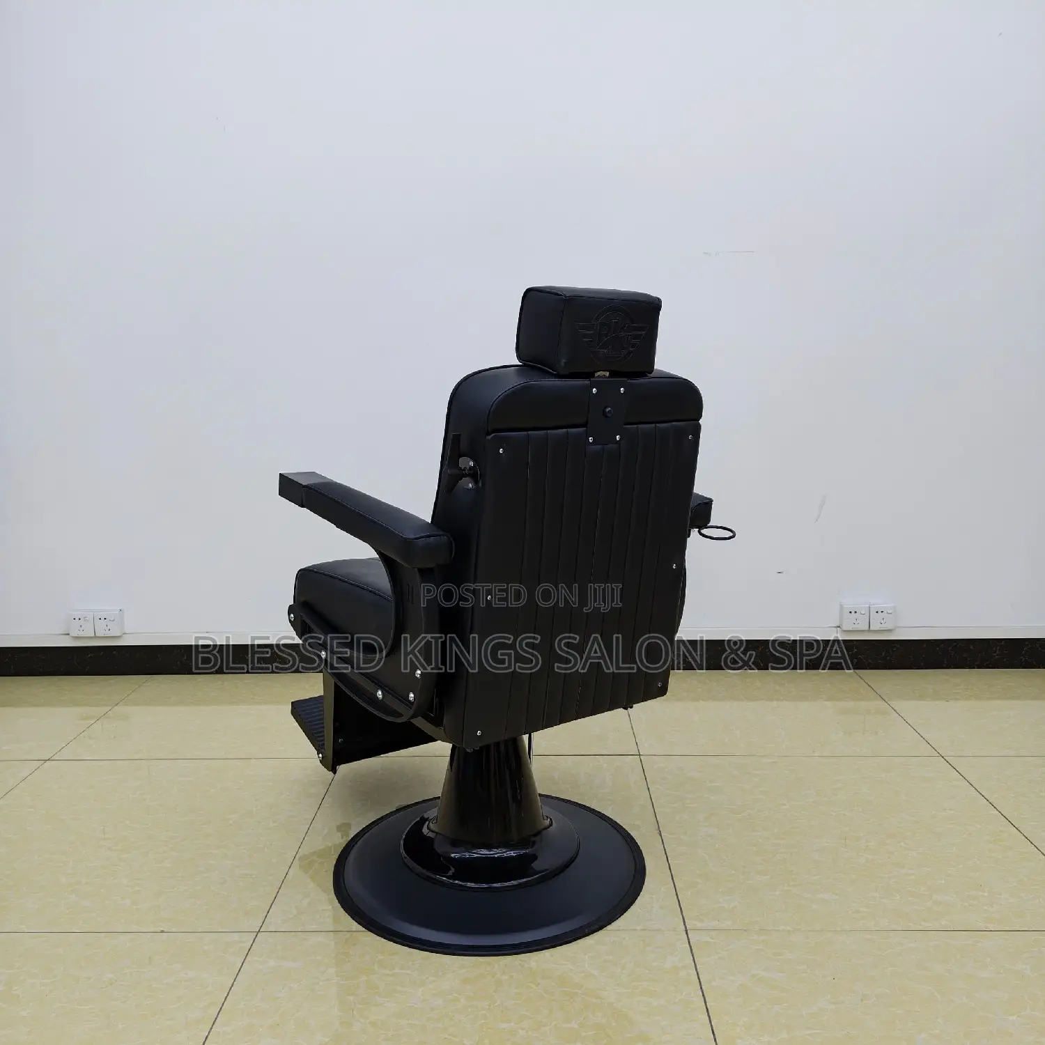 Mini Luxury Barbing Chairs